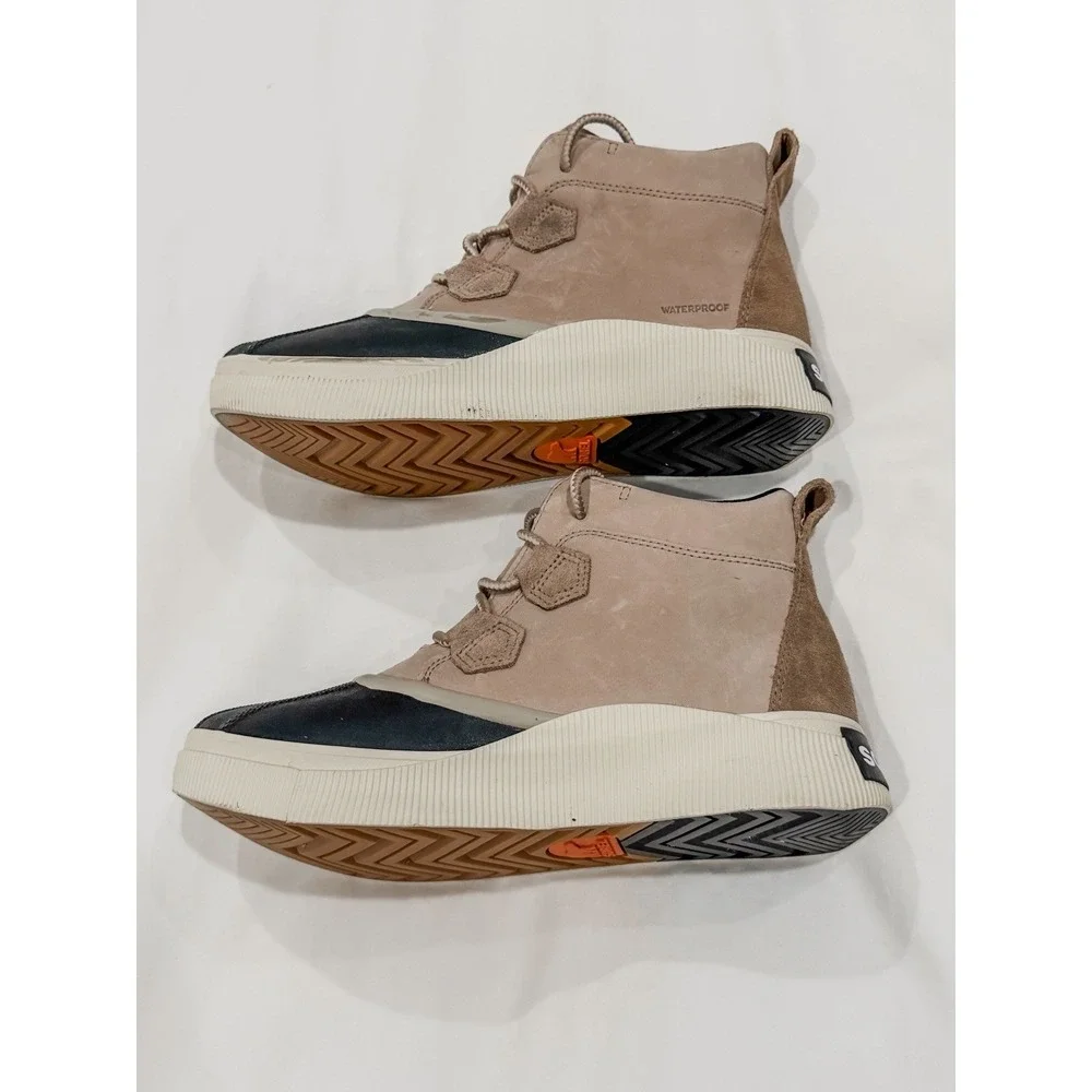 Sorel Out N About IV Classic Waterproof Outdoor Boots Taupe Women's 10 Gorpcore